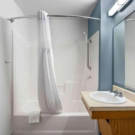 Extended Stay America Select Suites - Louisville - Airport Esterno foto